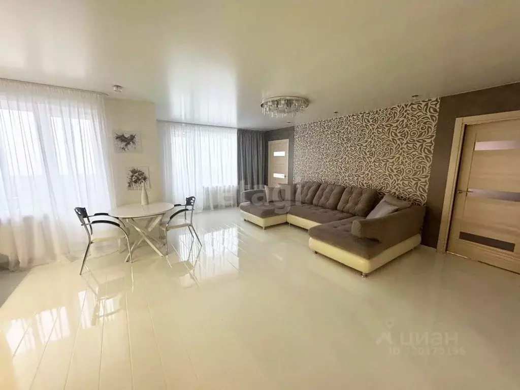 1-к кв. Удмуртия, Ижевск ул. Ворошилова, 55к4 (75.7 м) - Фото 1