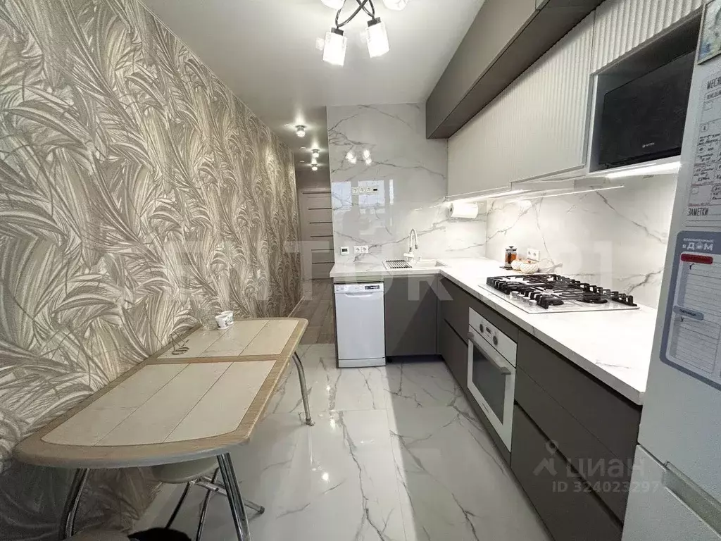 3-к кв. Калужская область, Боровский муниципальный округ, д. Кривское ... - Фото 2