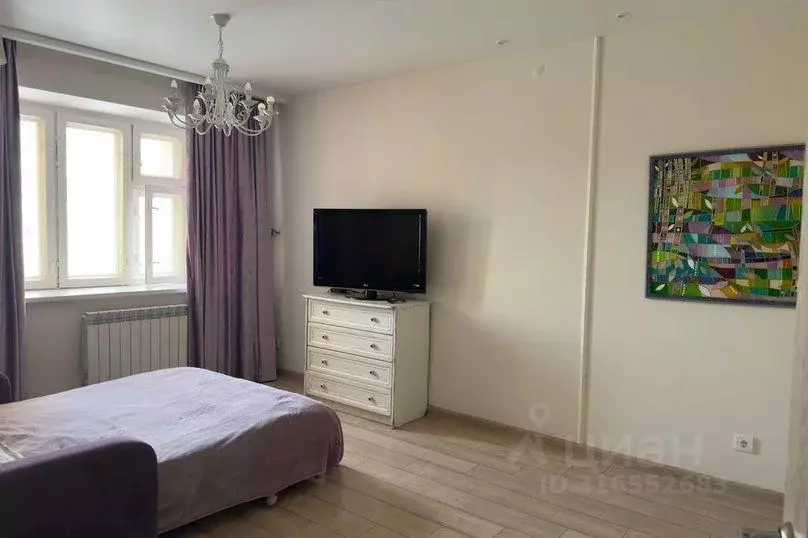 2-к кв. Саха (Якутия), Якутск ул. Орджоникидзе, 56 (64.0 м) - Фото 1