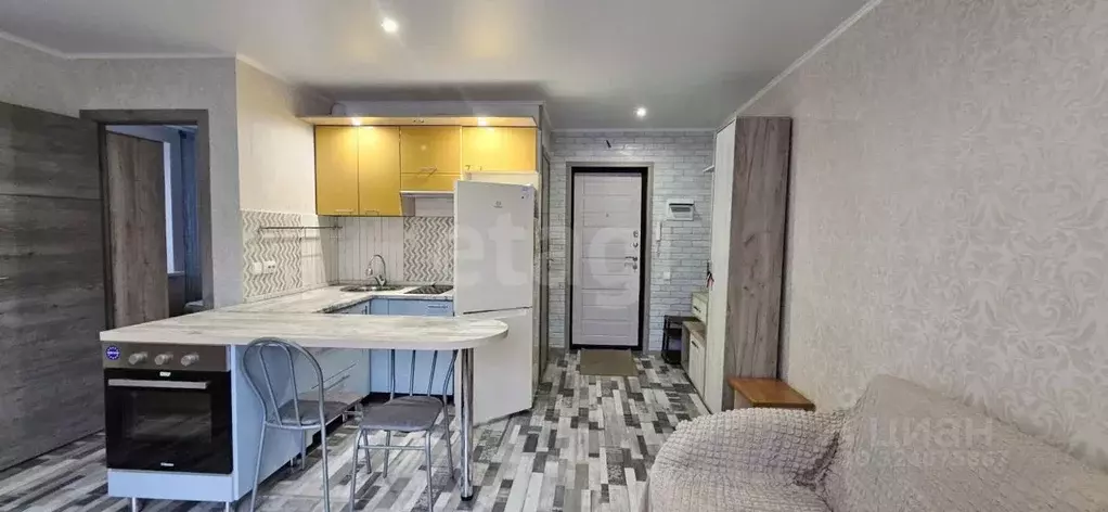 1-к кв. Брянская область, Брянск ул. Горбатова, 33 (38.1 м) - Фото 2