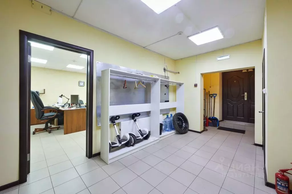 Помещение свободного назначения в Челябинская область, Челябинск ул. ... - Фото 1