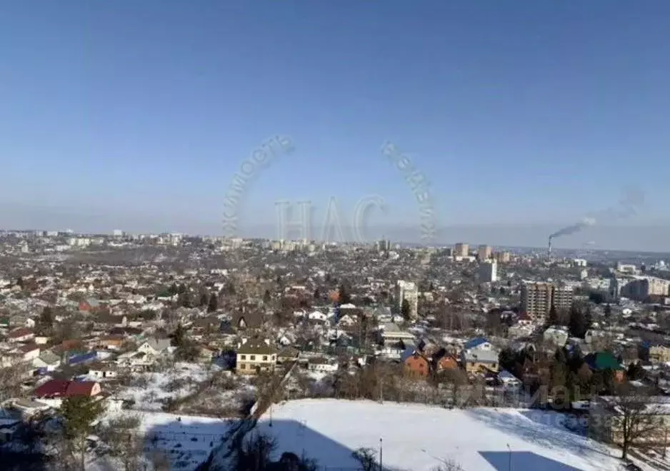 3-к кв. Курская область, Курск ул. Павлуновского, 48В (95.0 м) - Фото 0