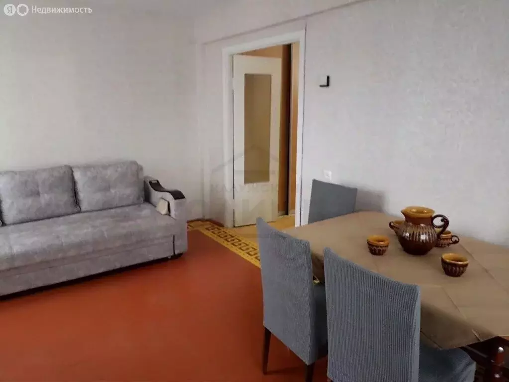 3-комнатная квартира: Калуга, улица Степана Разина, 54 (63.7 м) - Фото 2