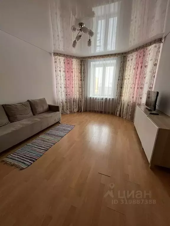 1-к кв. Тюменская область, Тюмень ул. Циолковского, 9 (30.0 м) - Фото 1