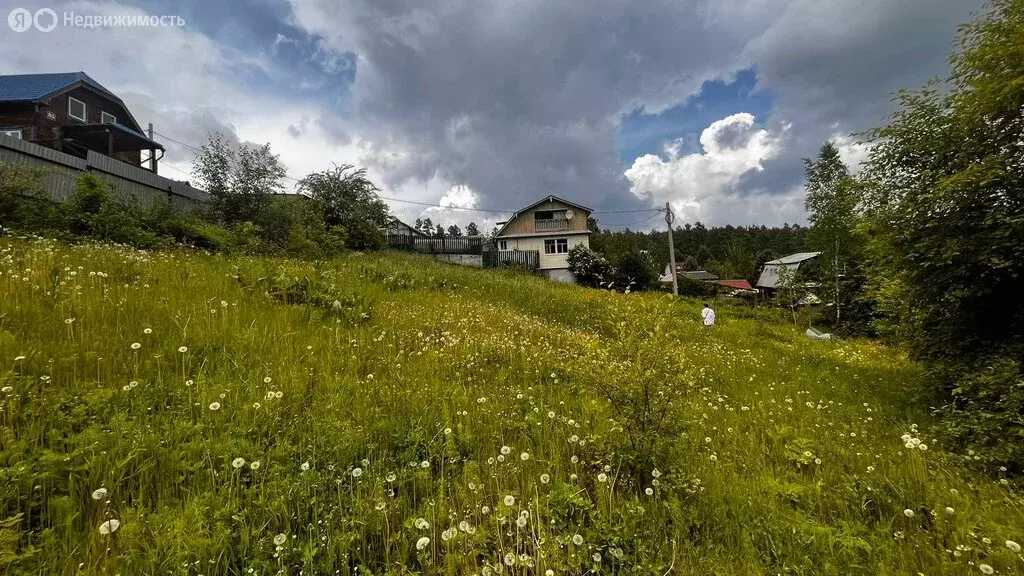 Участок в Киренский район, Макаровское муниципальное образование, село ... - Фото 0