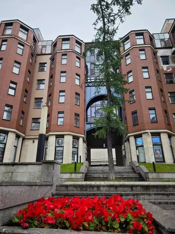 1-к кв. Санкт-Петербург Крестьянский пер., 5 (67.0 м) - Фото 0