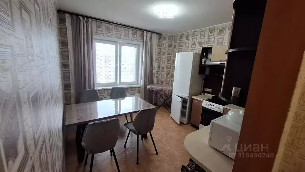 1-к кв. Красноярский край, Красноярск наб. Ярыгинская, 13 (40.0 м) - Фото 1