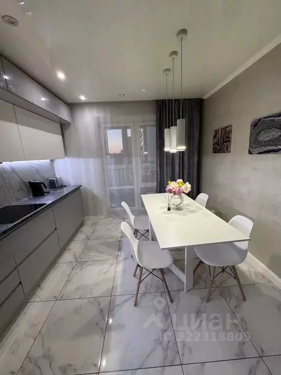 3-к кв. Татарстан, Казань ул. Азата Аббасова, 8 (80.0 м) - Фото 2