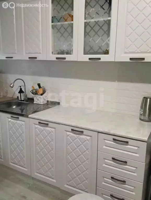 3-комнатная квартира: Новая Адыгея, Береговая улица, 1к8 (70.4 м) - Фото 1