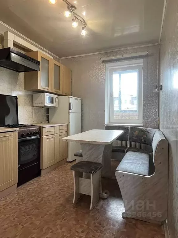 3-к кв. Ленинградская область, Выборгский район, Рощино пгт ул. ... - Фото 2