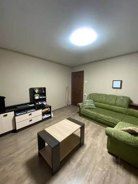 3-к кв. Волгоградская область, Волгоград ул. Маршала Еременко, 70 ... - Фото 1