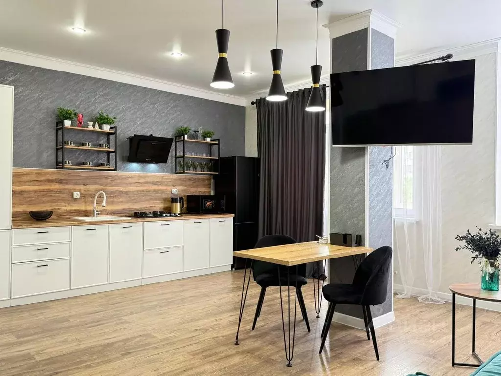 2-к кв. Кабардино-Балкария, Нальчик Эльбрусская ул., 19 (60.1 м) - Фото 1