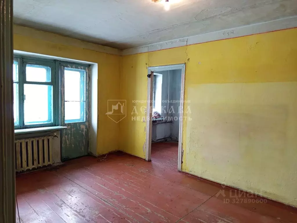 3-к кв. Кемеровская область, Ленинск-Кузнецкий ул. Левитана, 42 (51.8 ... - Фото 1