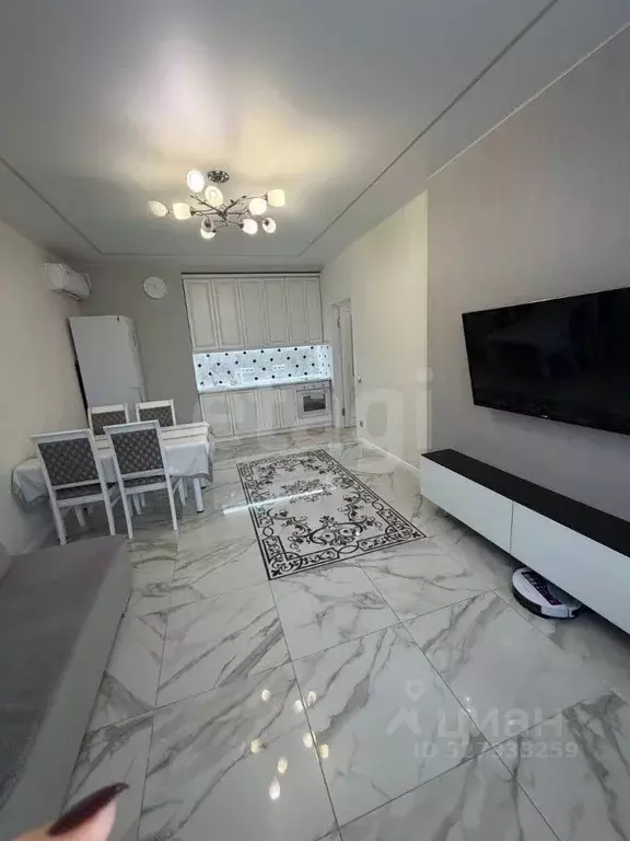 2-к кв. Тюменская область, Тюмень ул. Тимофея Чаркова, 79к3 (60.0 м) - Фото 2