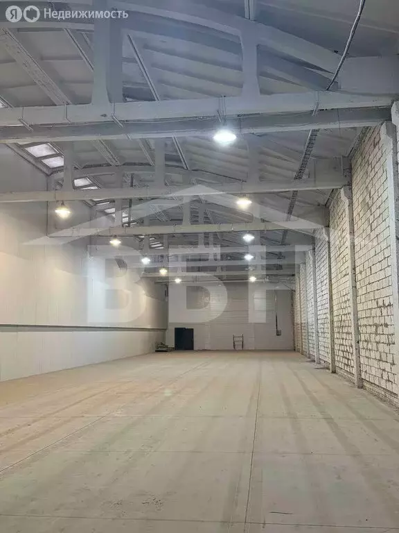 Торговая площадь (1500 м) - Фото 1