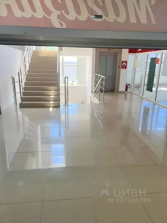 Помещение свободного назначения в Краснодарский край, Геленджик ул. ... - Фото 2