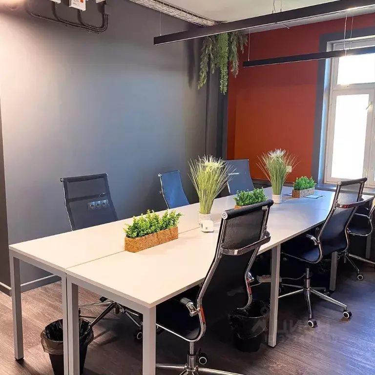 Офис в Санкт-Петербург Днепропетровская ул., 14Б (317 м) - Фото 0