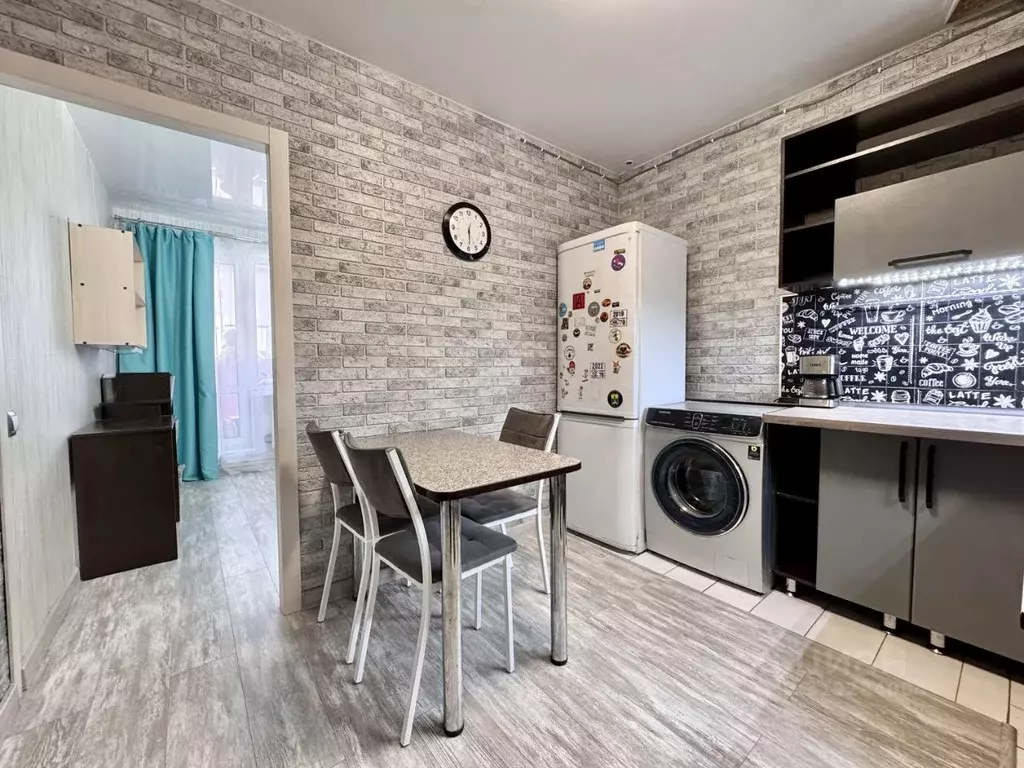2-к кв. Алтайский край, Барнаул ул. Сергея Ускова, 42 (36.0 м) - Фото 1