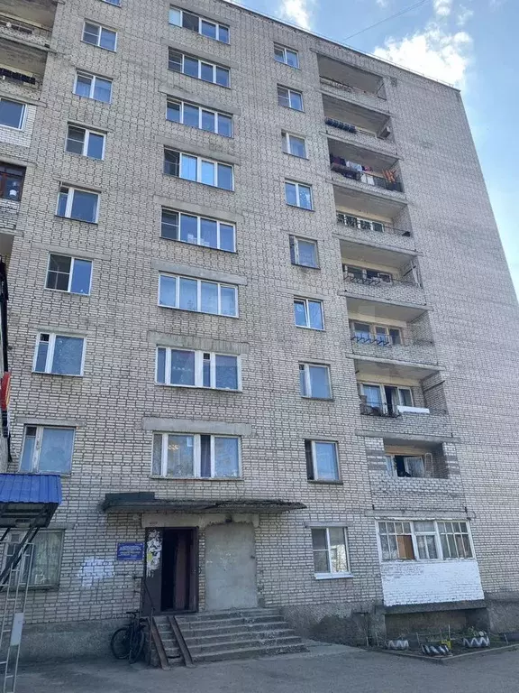 Комната 11 м в 4-к., 9/9 эт. - Фото 0