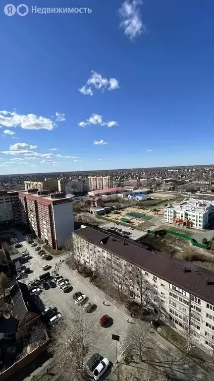 3-комнатная квартира: Тюмень, улица Бакинских Комиссаров, 1 (83.4 м) - Фото 2