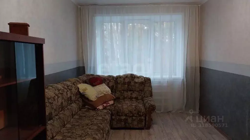 Комната Иркутская область, Ангарск ул. Ворошилова, 35 (30.0 м) - Фото 0