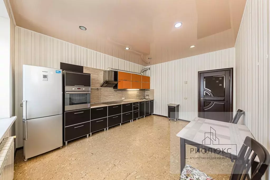 1-к кв. Челябинская область, Челябинск ул. Бейвеля, 6 (65.0 м) - Фото 2