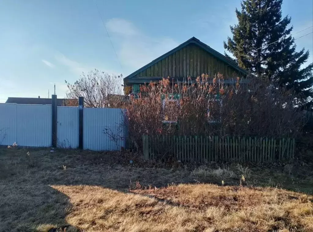 Дом в Иркутская область, Иркутский муниципальный округ, с. Оек ул. ... - Фото 1