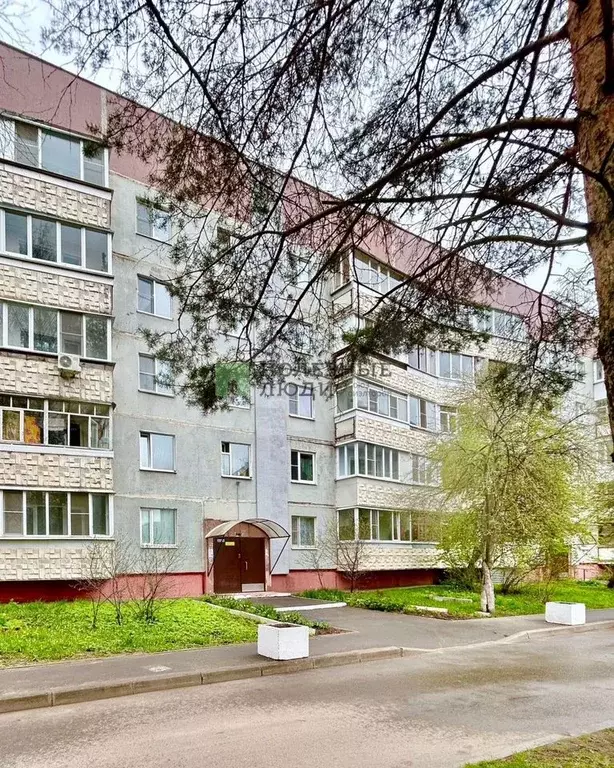 1-к. квартира, 38 м, 3/5 эт. - Фото 1