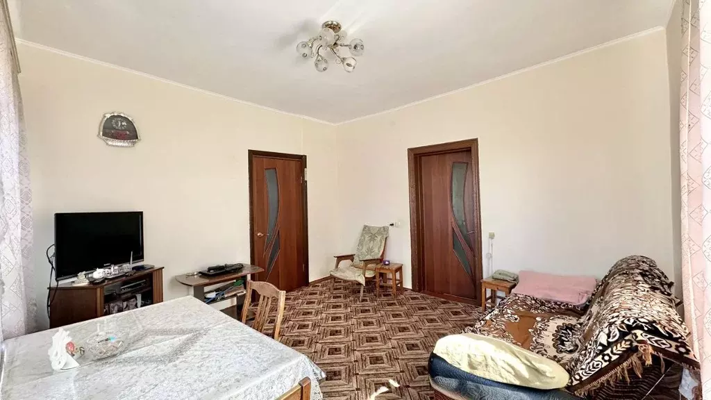 Дом в Краснодарский край, Курганинск пл. Имени Клары Лучко (47 м) - Фото 2