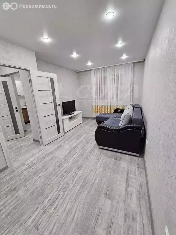 1-комнатная квартира: Тюмень, улица Алексея Леонова, 34 (29.9 м) - Фото 2