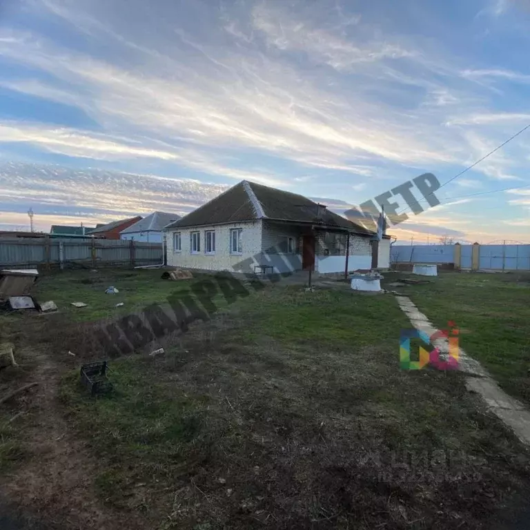 Дом в Калмыкия, Элиста Спортивная ул., 4 (116 м) - Фото 1