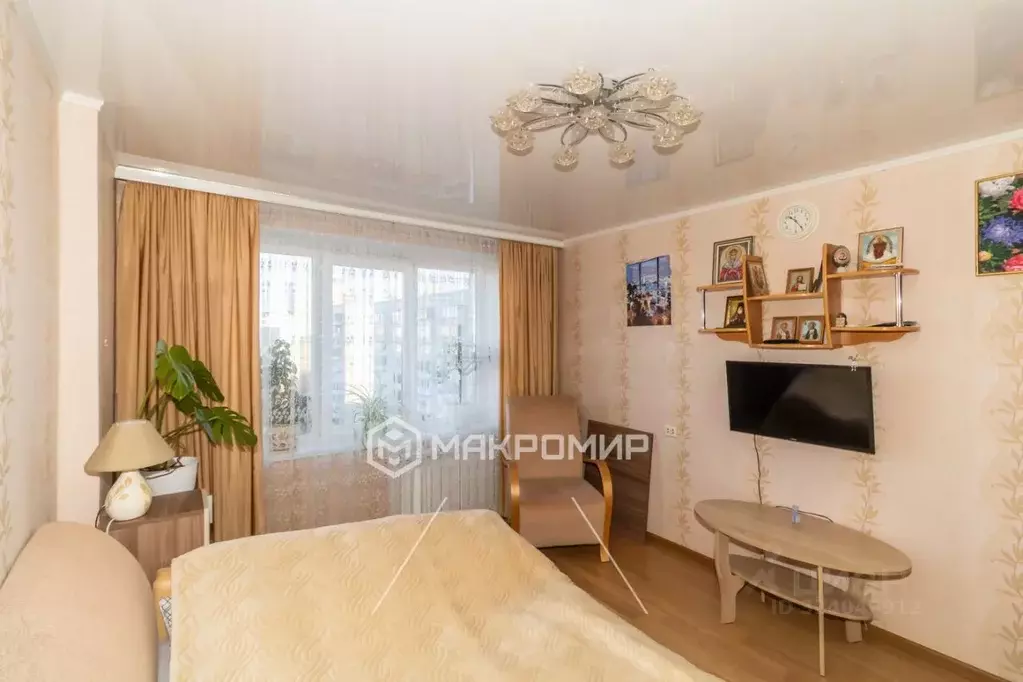 2-к кв. Челябинская область, Челябинск ул. Молодогвардейцев, 70 (53.0 ... - Фото 1