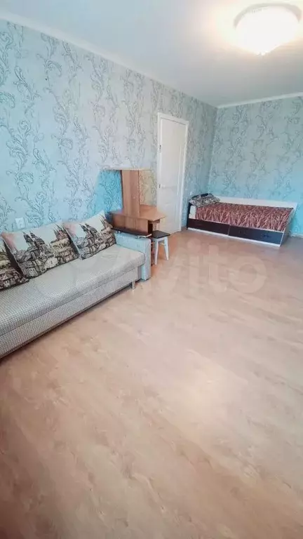 1-к. квартира, 39 м, 4/10 эт. - Фото 0