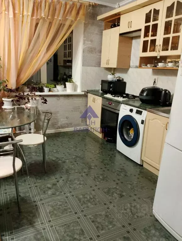 3-к кв. Ростовская область, Волгодонск ул. Черникова (67.09 м) - Фото 1