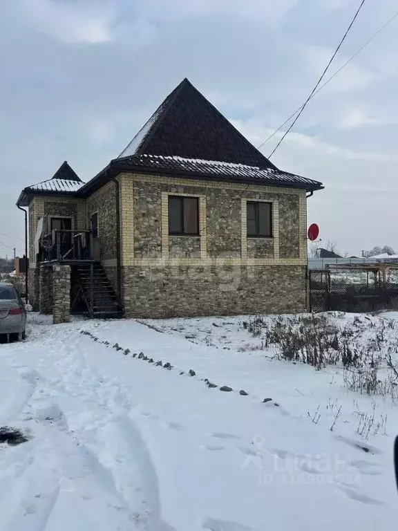 Дом в Белгородская область, Валуйки Ясная ул., 11/24 (67 м) - Фото 0