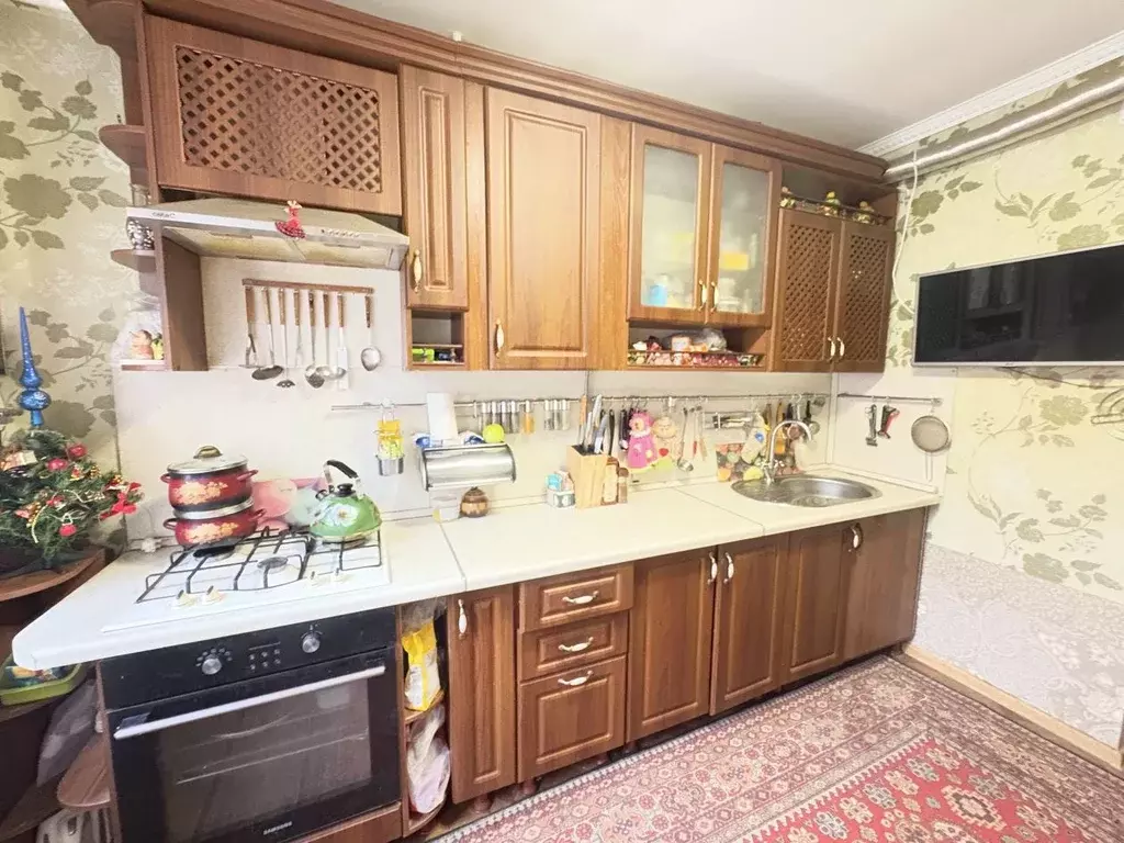 2-к кв. Астраханская область, Астрахань Грановский пер., 59к1 (74.3 м) - Фото 1