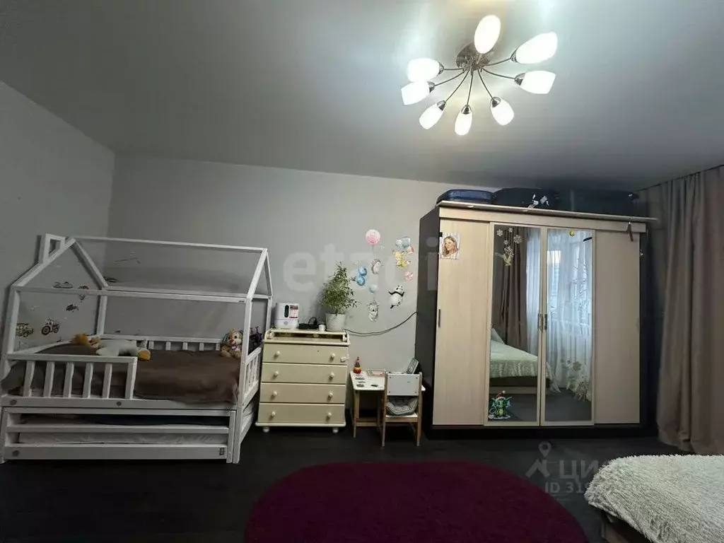 1-к кв. Ямало-Ненецкий АО, Новый Уренгой 2-й мкр, ул. ... - Фото 0
