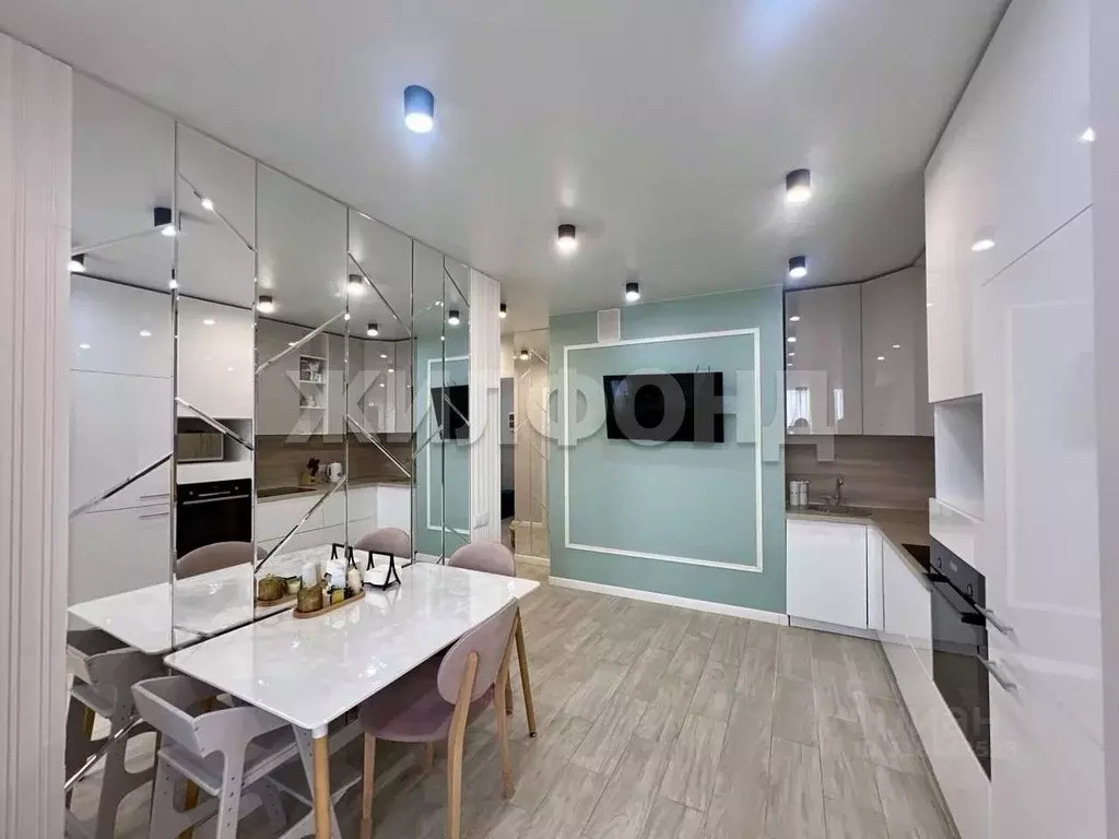 3-к кв. Иркутская область, Иркутск ул. Пискунова, 148/5 (62.0 м) - Фото 0