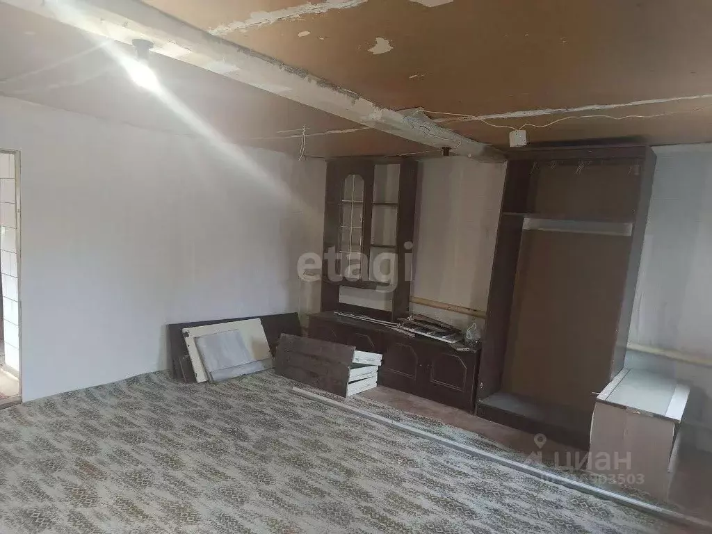 Дом в Белгородская область, Корочанский район, Ломовское с/пос, с. ... - Фото 1