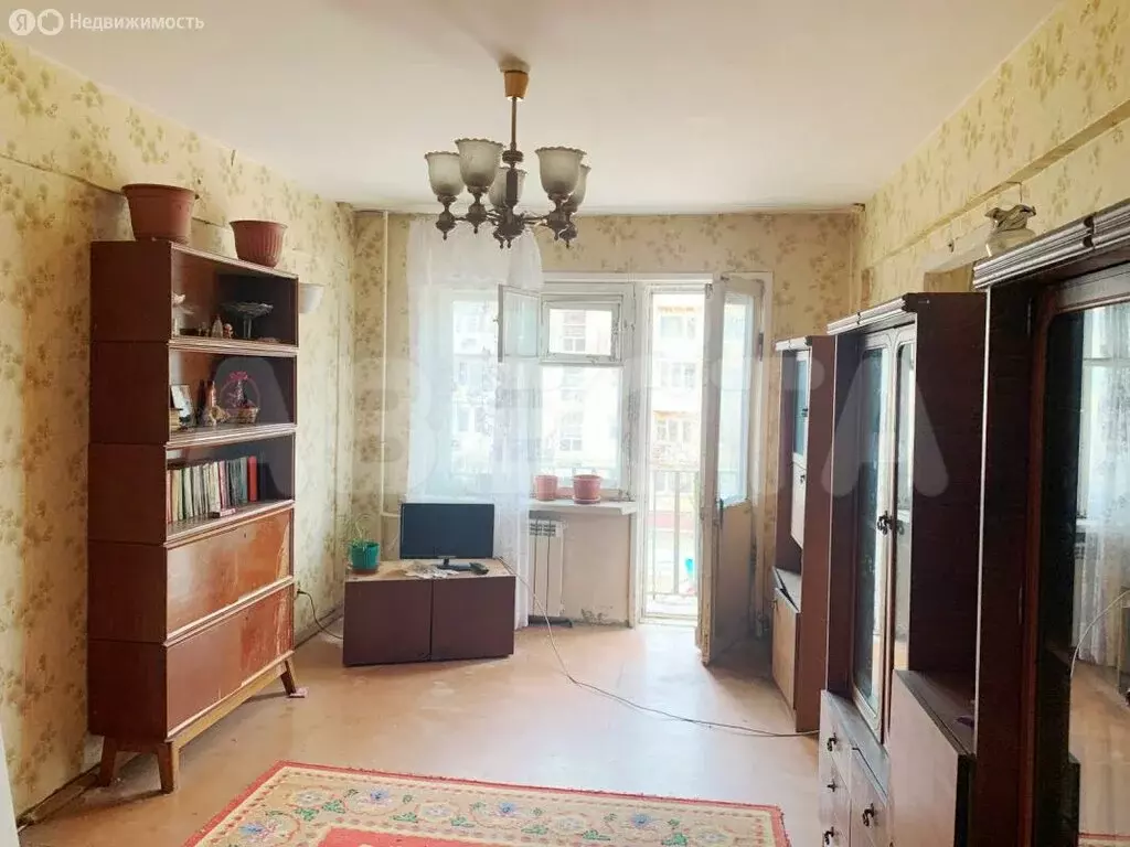 3-комнатная квартира: Омск, улица Фёдора Крылова, 4 (59 м) - Фото 2