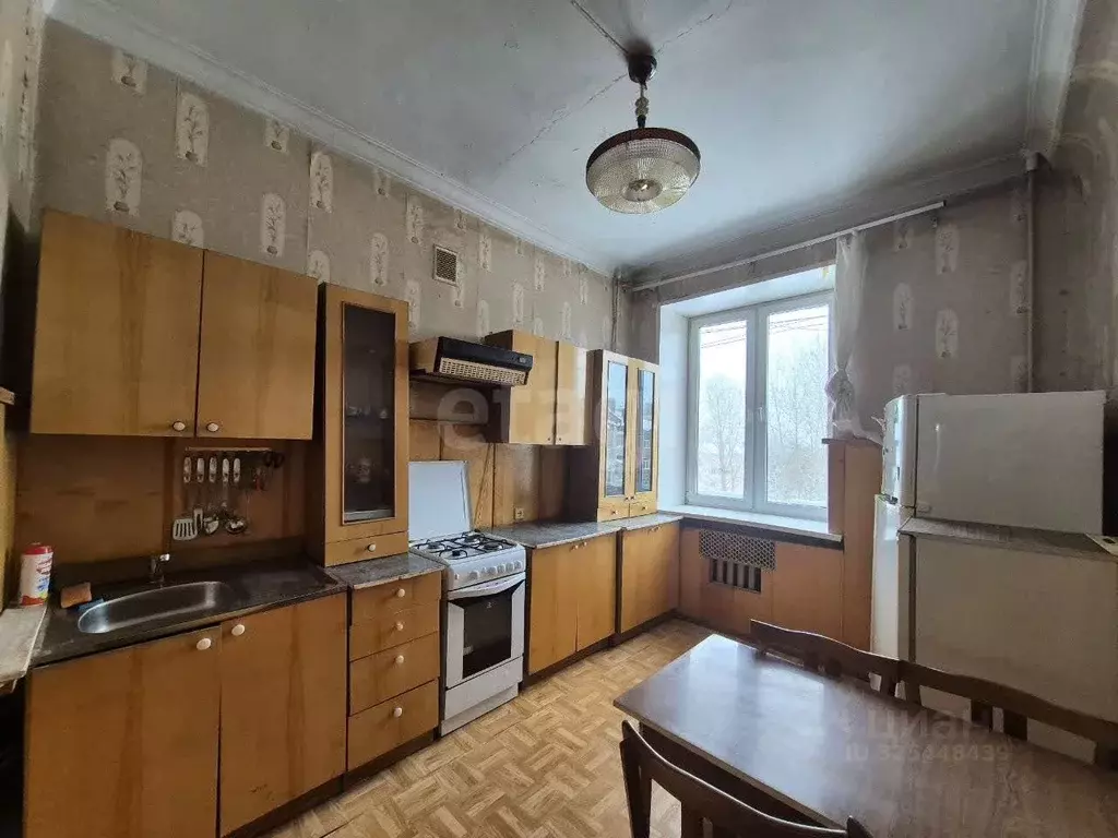 3-к кв. Башкортостан, Уфа ул. Калинина, 13 (78.0 м) - Фото 1