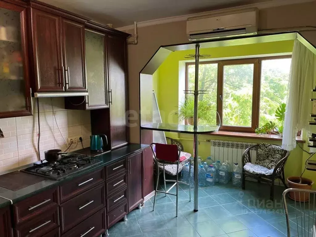 3-к кв. Крым, Симферополь ул. Баррикадная (78.0 м) - Фото 0