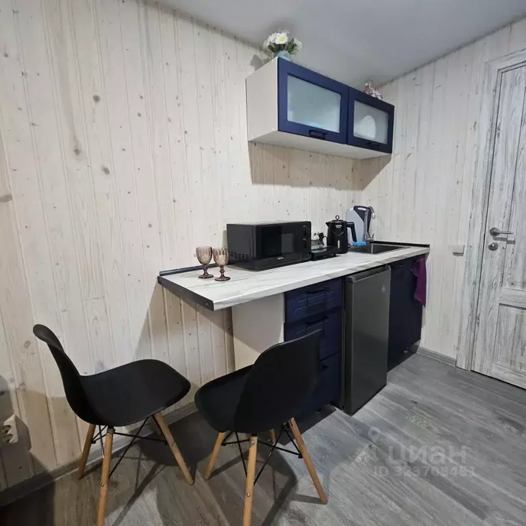 Дом в Краснодарский край, Сочи Красная Поляна пгт, ул. Защитников ... - Фото 1