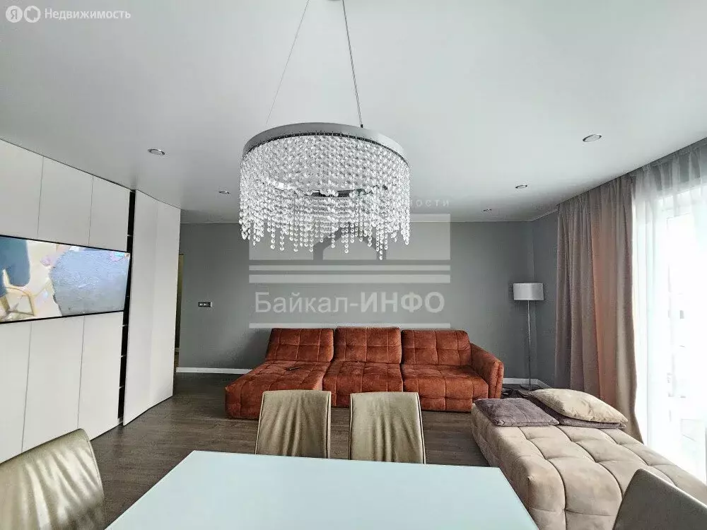 2-комнатная квартира: Иркутск, Байкальская улица, 236В/1 (80 м) - Фото 0