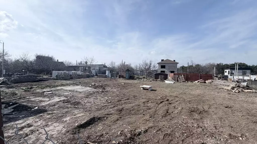 Участок в Севастополь Таврия садоводческое товарищество,  (4.0 сот.) - Фото 1