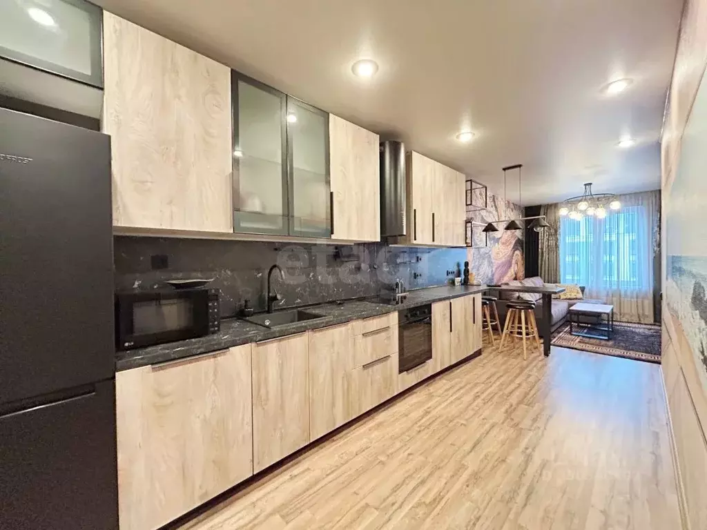2-к кв. Санкт-Петербург ул. Парфеновская, 6к1 (76.0 м) - Фото 1