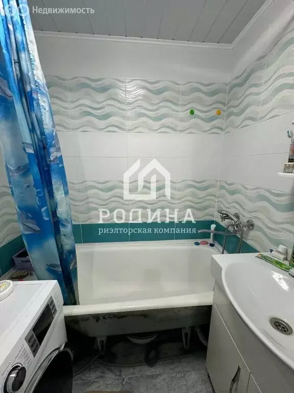 3-комнатная квартира: Комсомольск-на-Амуре, Комсомольская улица, 73 ... - Фото 0