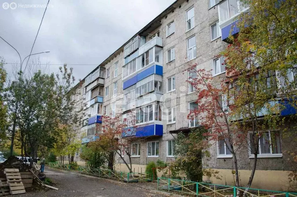 2-комнатная квартира: Нижний Тагил, улица Орджоникидзе, 15 (44 м) - Фото 0