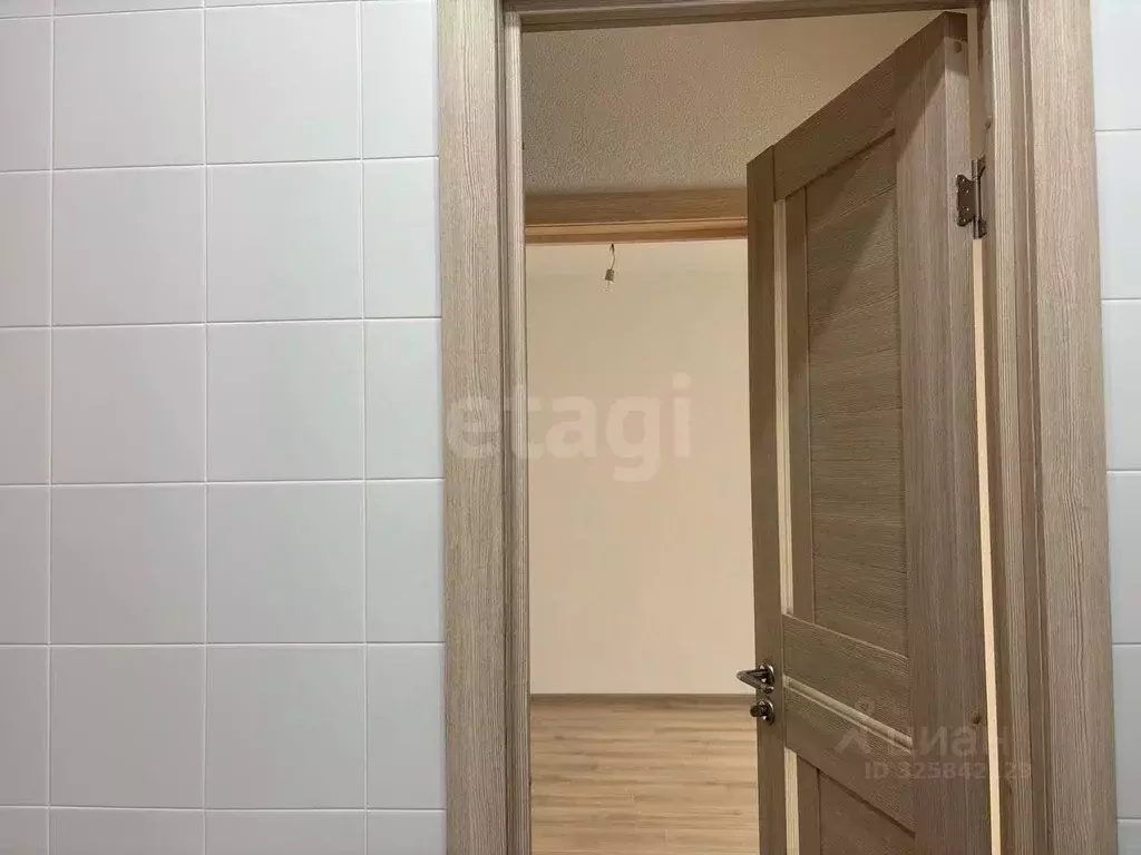 2-к кв. Курская область, Курск ул. Энгельса, 115/6 (64.6 м) - Фото 1