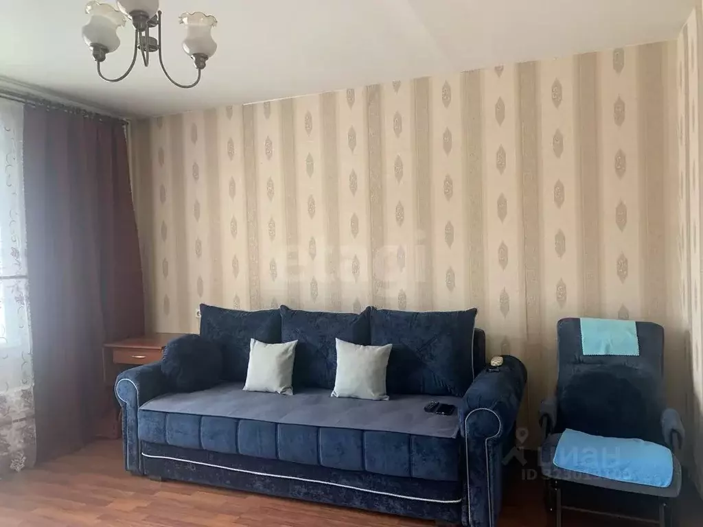 1-к кв. Курганская область, Курган Заозерный жилрайон, 4-й мкр, 23 ... - Фото 1